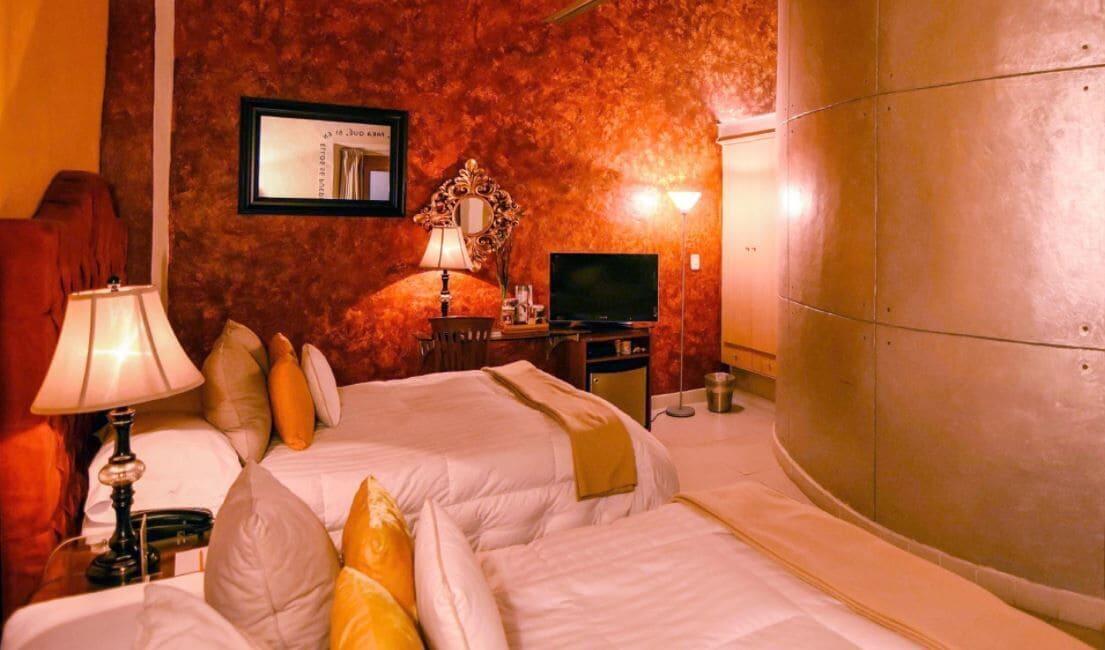 El Sueno & Hotel